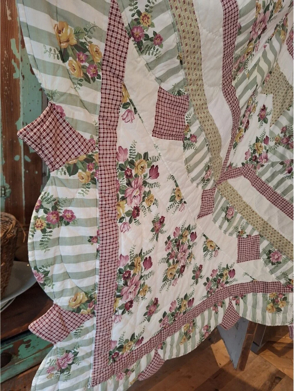 Vintage quilt, cottage core, shabby chic, 84